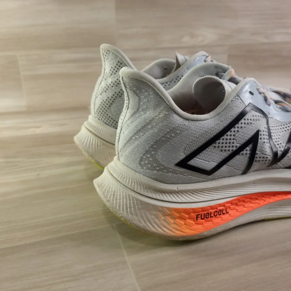New Balance FuelCell SuperComp Trainer v2 Women 13.5 White Running Shoes MRCXLW3